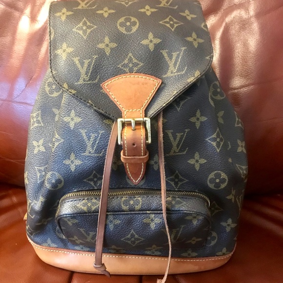 Meet your Posher, Becky - Picture 2 of 4